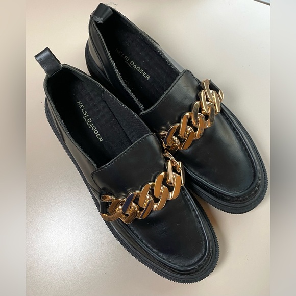 Kelsi Dagger Shoes - Kelsi Dagger | Size 9.5 Women’s Chunky Black Loafers with Gold Chain